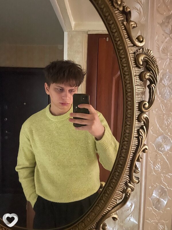 Виктор, 21, Великом Новгороде — анкета №3656737