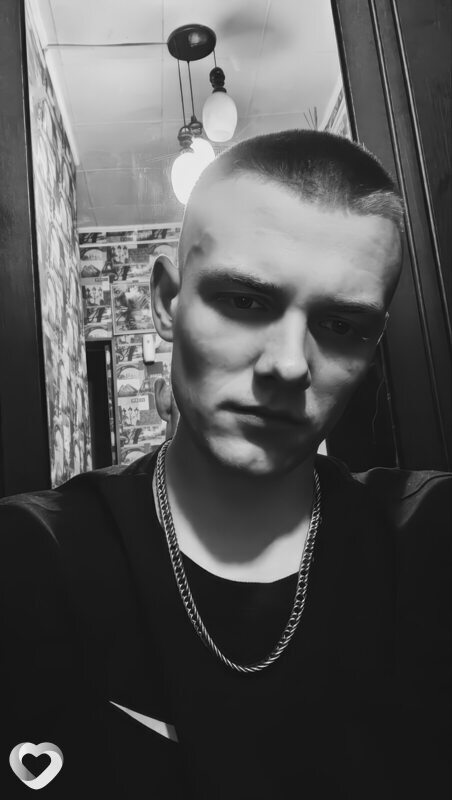 Валерий, 20, Белогорске — анкета №3657078