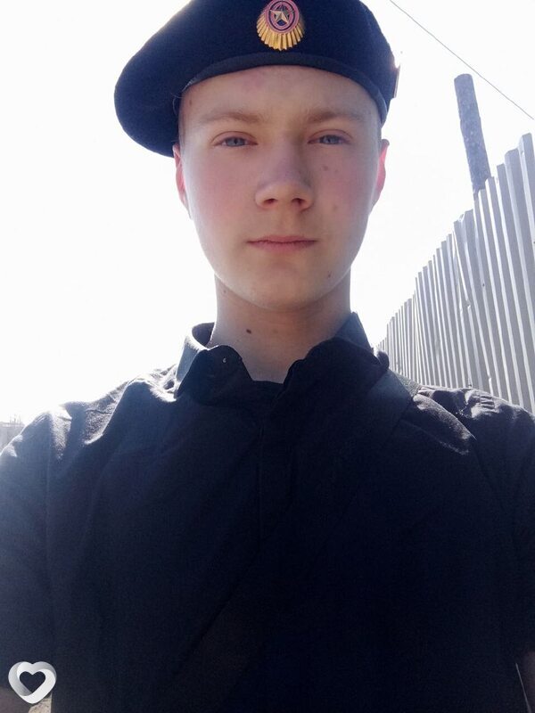 Владимир, 21, Иркутске — анкета №3657270