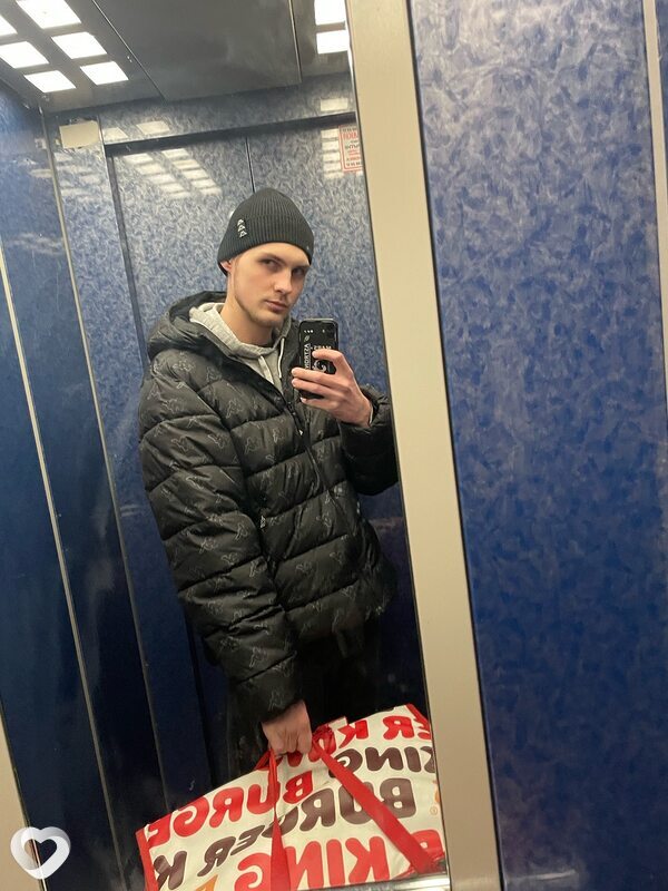 Ян, 21, Орехово-Зуеве — анкета №3657779