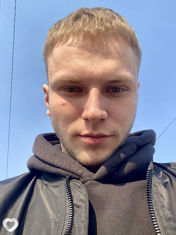 Максим, 21, Арсеньеве — анкета №3659416