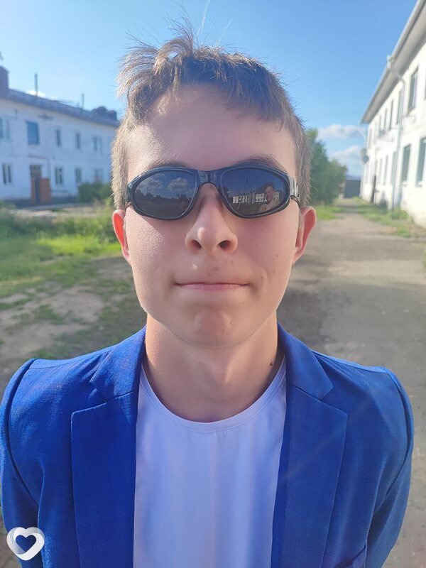Лев, 19, Омске — анкета №3659847