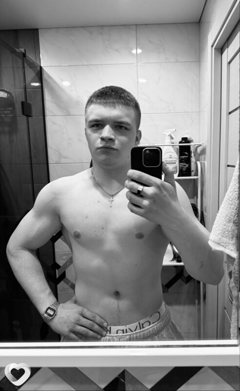 Артём, 20, Минске — анкета №3659654