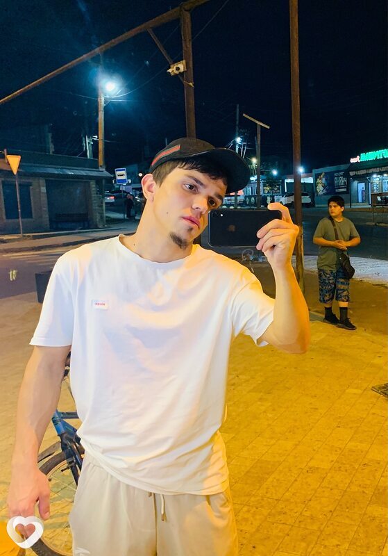 Марат, 23, Бийске — анкета №3659787
