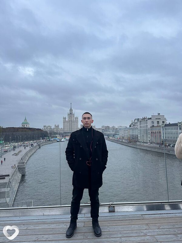 Кирилл, 20, Москве — анкета №3659796