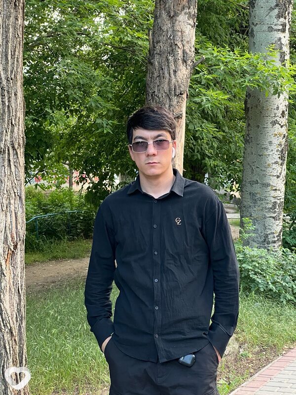 Zafarbek, 24, Мелитополе — анкета №3660152