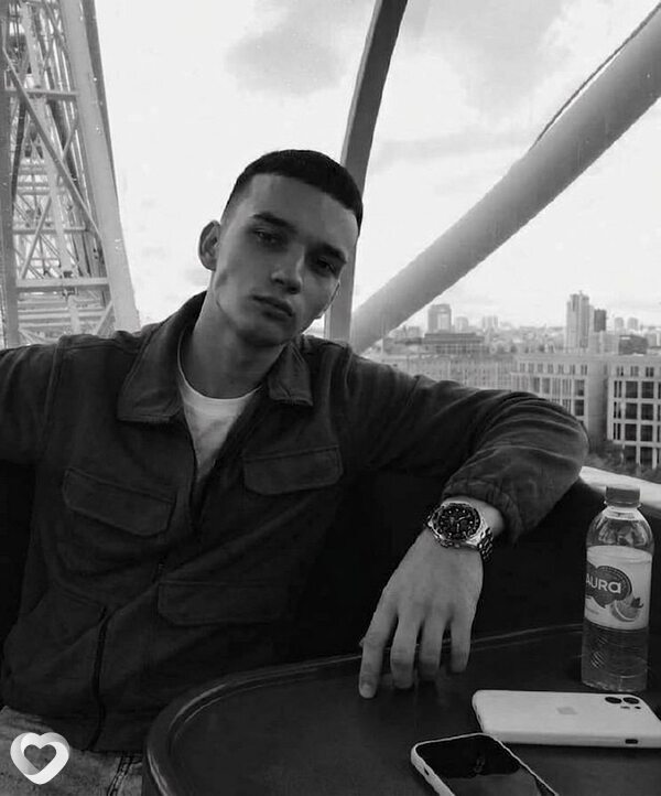 Илья, 18, Минске — анкета №3660611