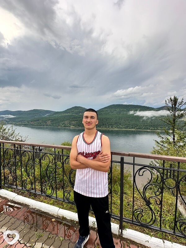 Алижон, 20, Красноярске — анкета №3660582