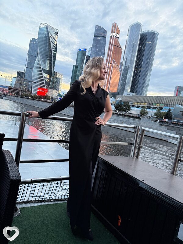 Алена, 25, Москве — анкета №3660990