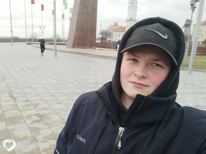 Илья, 19, Бобруйске — анкета №3660997