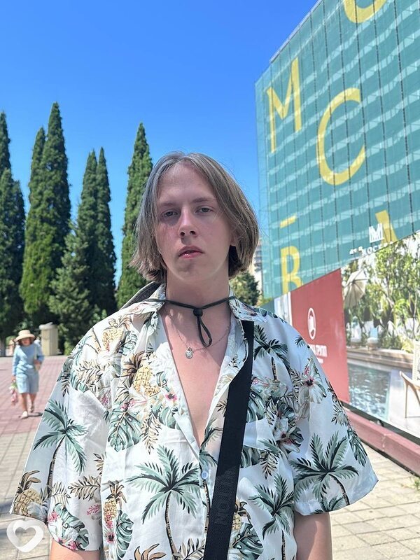 Александр, 19, Новосибирске — анкета №3661114