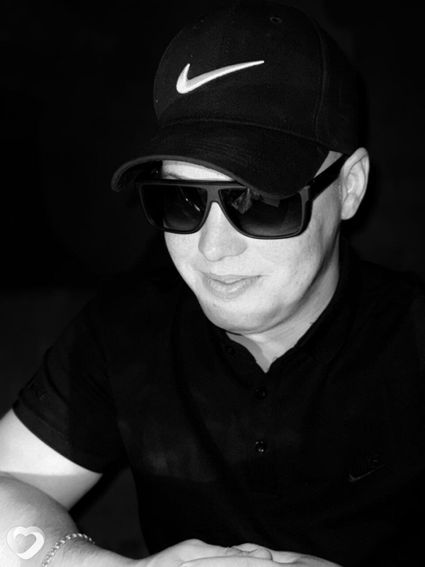 Павел, 26, Брянске — анкета №3661358