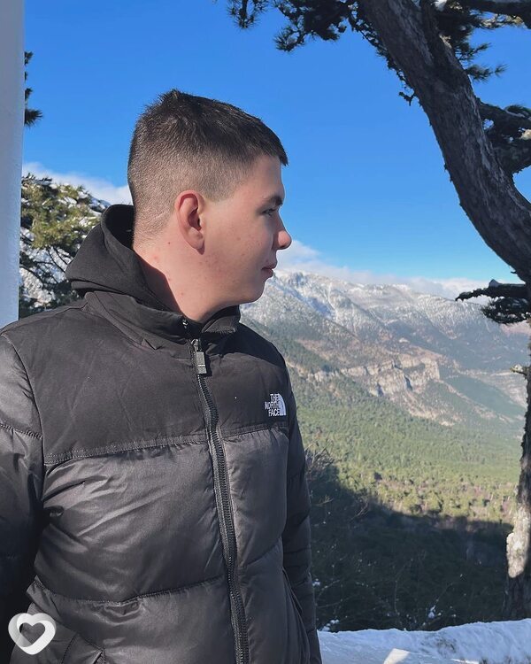 Антон, 21, Пензе — анкета №3661582