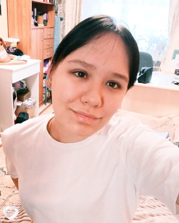 Лиза, 18, Нефтеюганске — анкета №3662483