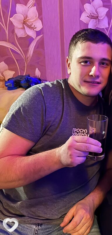 Артем, 27, Владивостоке — анкета №3662225