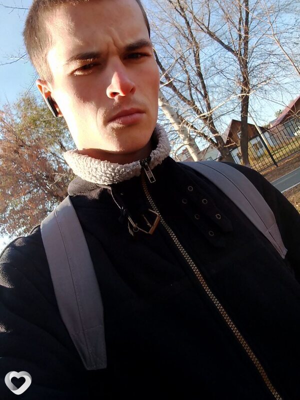 Максим, 21, Оренбурге — анкета №3662380