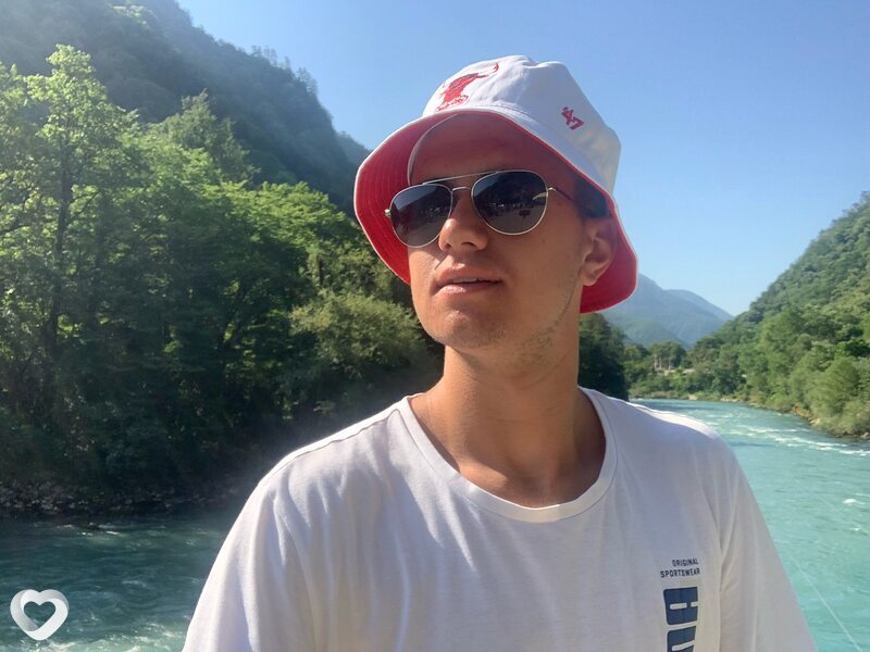 Владимир, 21, Красноярске — анкета №3663895