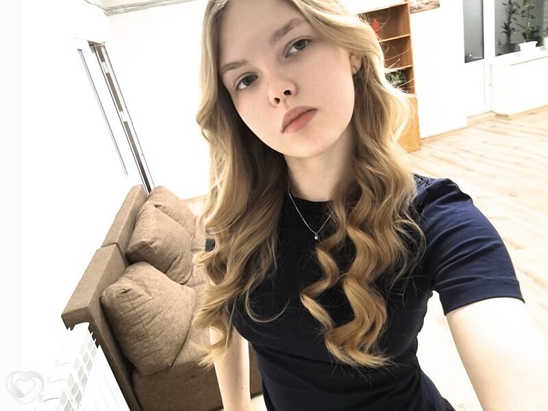 Лиза, 18, Петрозаводске — анкета №3664393