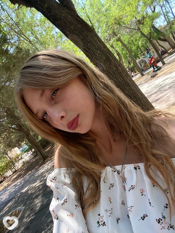 Алина, 21, Москве — анкета №3665027