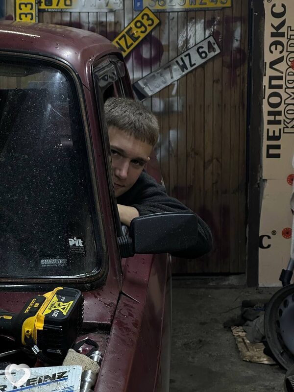 Алексей, 21, Кобрине — анкета №3665691