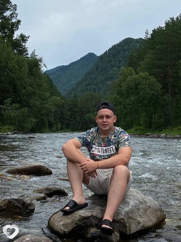 Евгений, 26, Барнауле — анкета №3666219