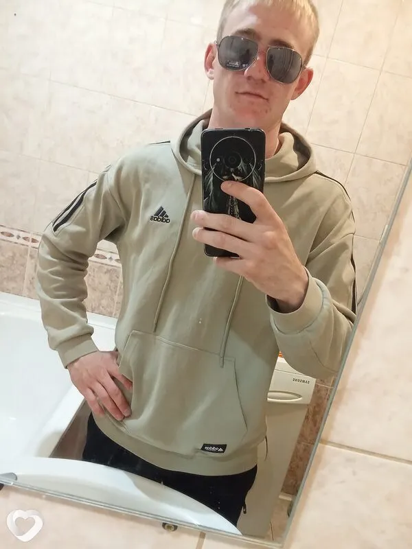 Алексей, 22, Бийске — анкета №3666454