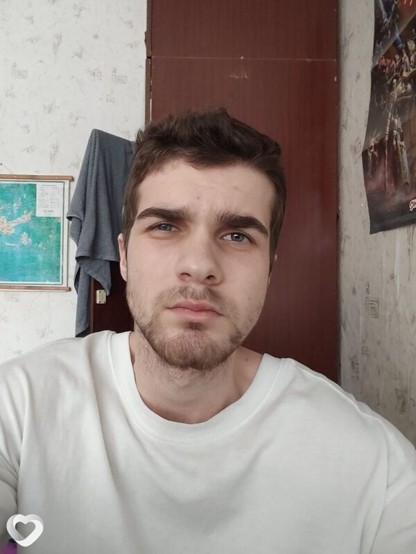 Максим, 21, Минске — анкета №3666644