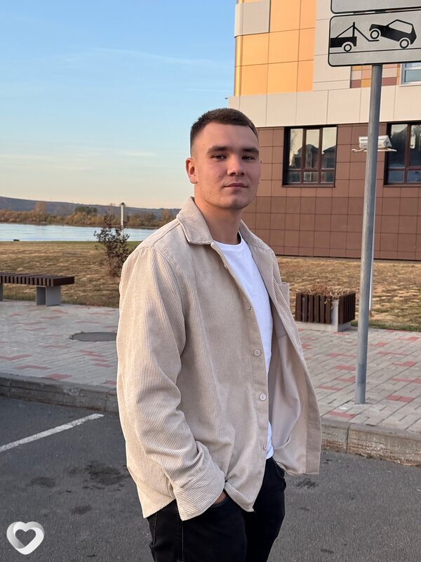 Артем, 23, Нижнекамске — анкета №3666966