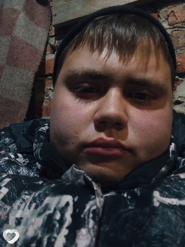 Данил, 19, Омске — анкета №3667970