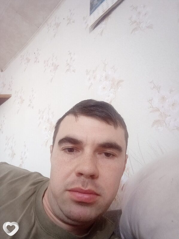 Viktor, 27, Орёл — анкета №3667872