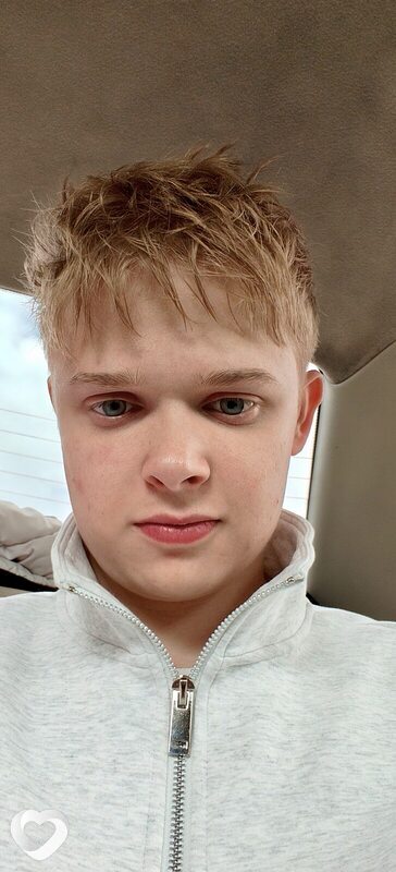 Дмитрий, 18, Новомосковске — анкета №3668477