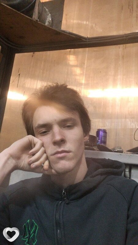 Михаил, 20, Барнауле — анкета №3669127