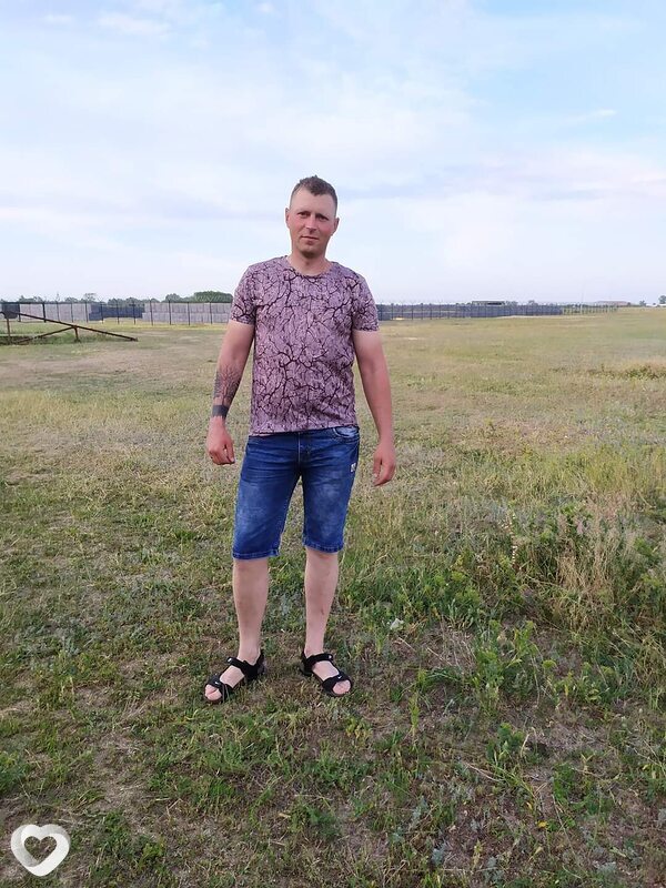 Ігор, 31, Каменское — анкета №3669652