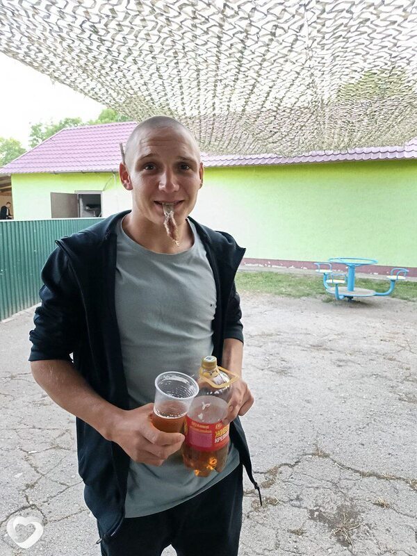 Эдик, 19, Евпатории — анкета №3669926