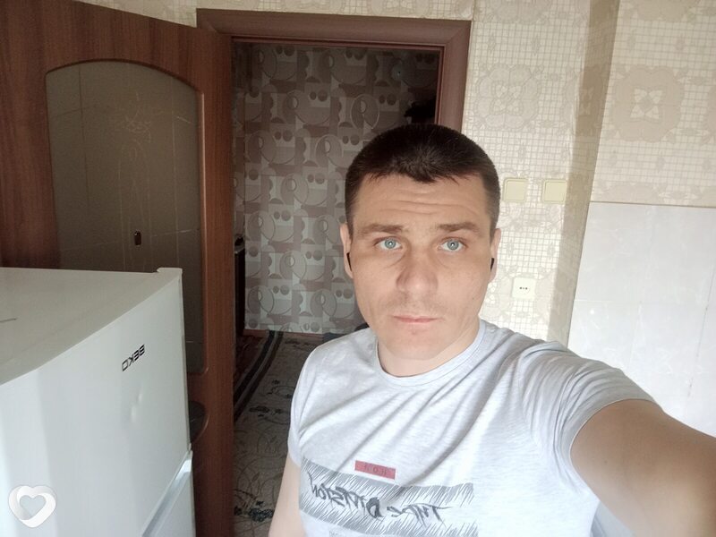 Олег, 39, Усть-Каменогорск — анкета №3669889