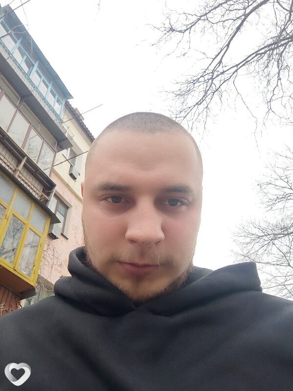 Саша, 24, Кривое Роге — анкета №3670565