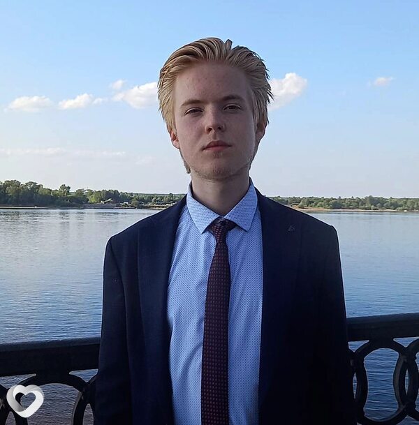 Максим, 22, Перми — анкета №3670575