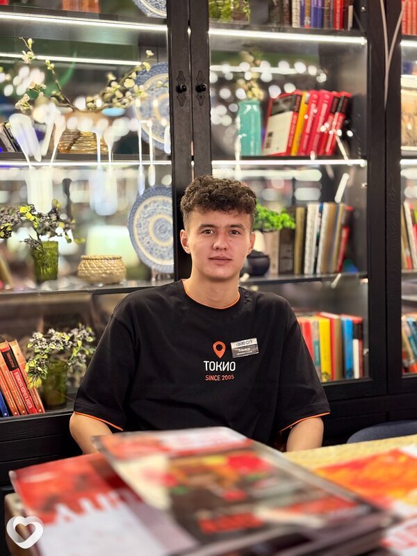 Эльнур, 19, Санкт-Петербурге — анкета №3670763