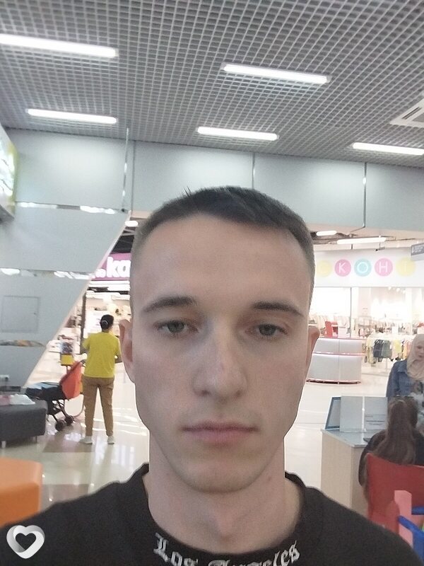 Виктор, 20, Новосибирске — анкета №3671335