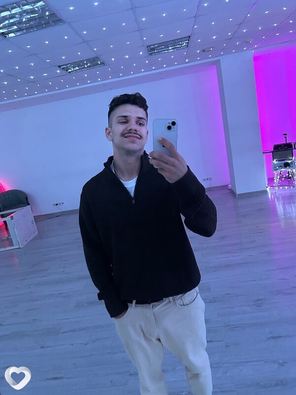 Владимир, 24, Москве — анкета №3671782