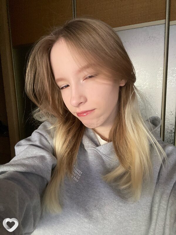 Яна, 19, Курске — анкета №3672713
