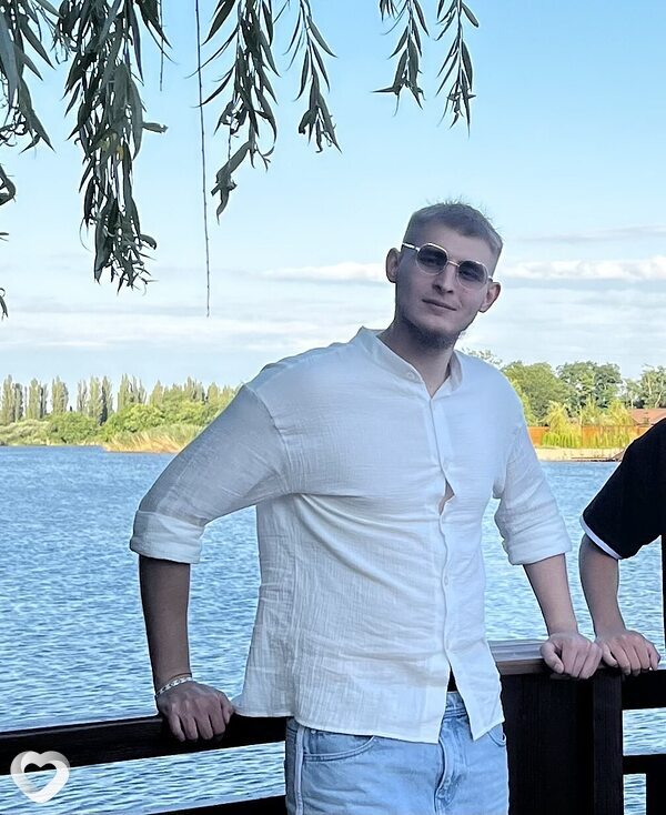 Максим, 27, Ростове-на-Дону — анкета №3672966