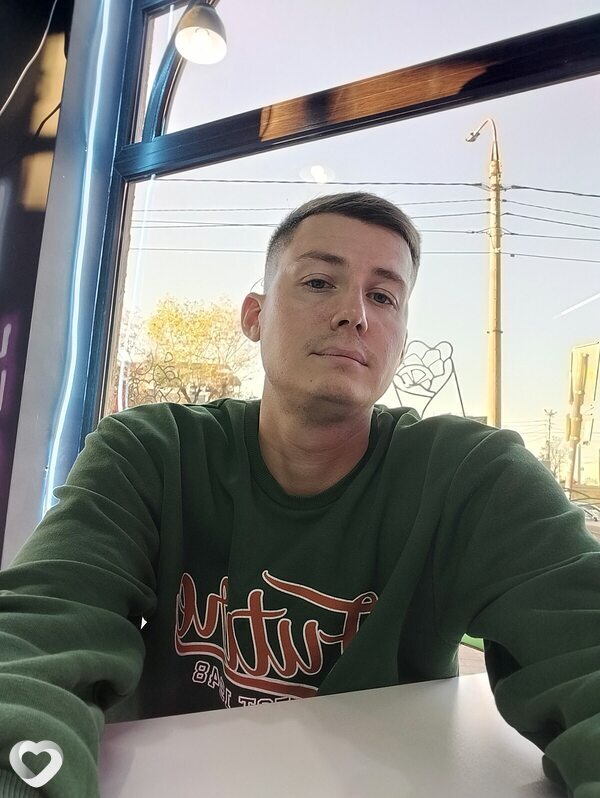 Виктор, 32, Новороссийске — анкета №3672662