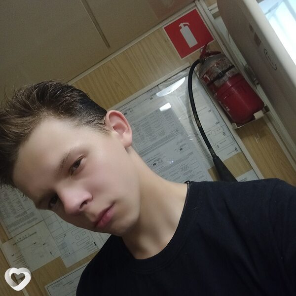 Максим, 22, Усть-Кут — анкета №3672976