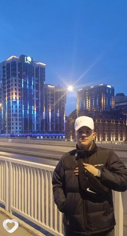 Богдан, 24, Москве — анкета №3673184