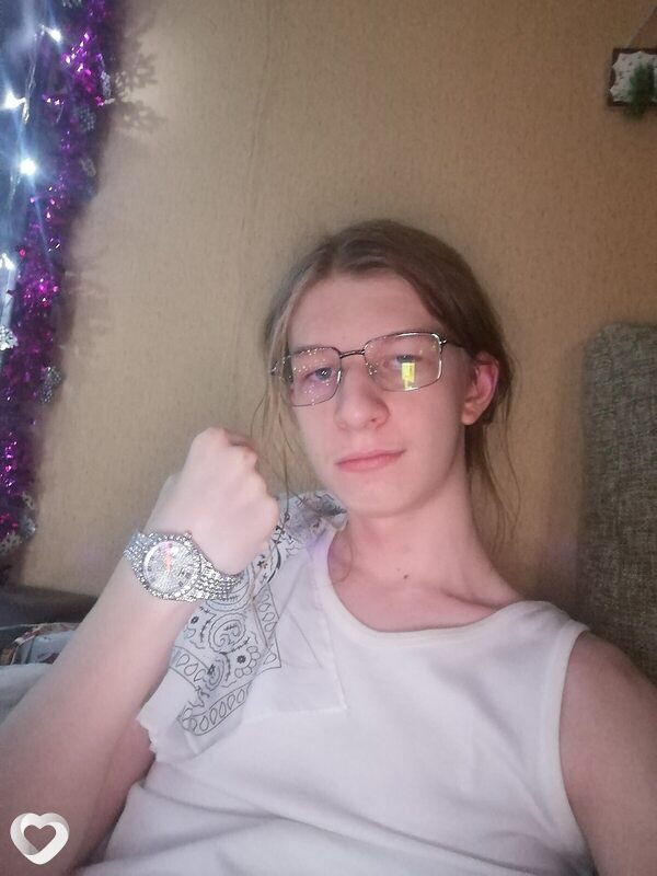 Глеб, 18, Абакане — анкета №3675004