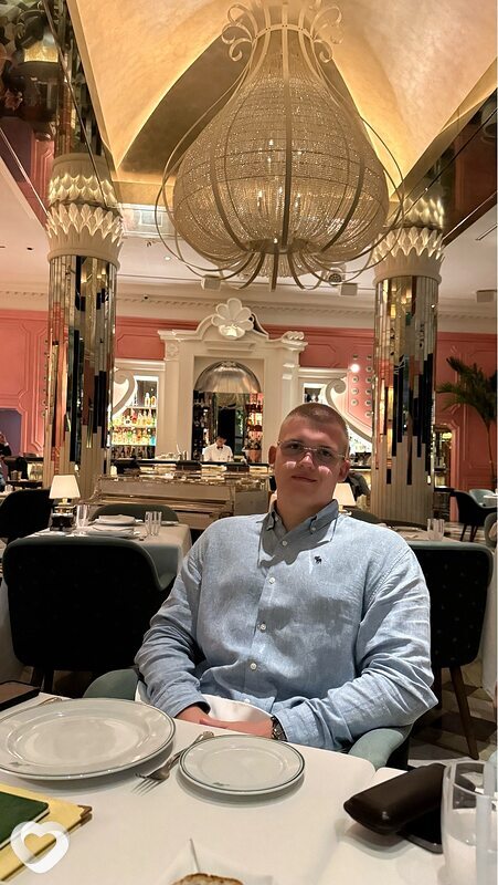 Александр, 18, Москве — анкета №3676746