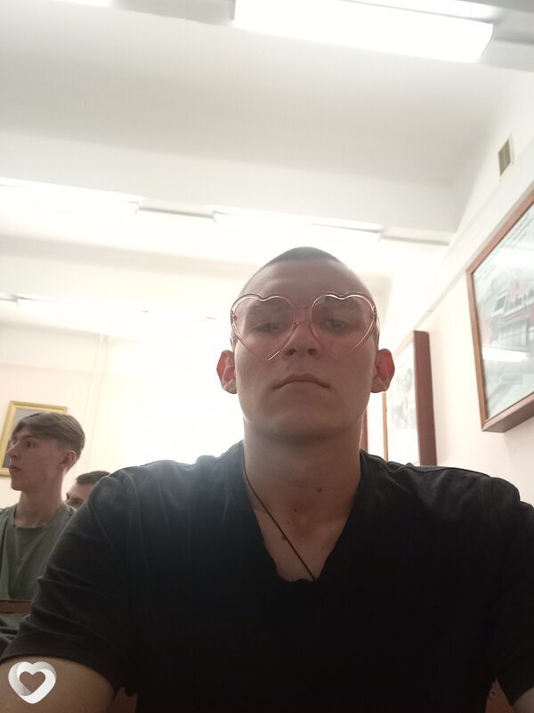 Дмитрий, 19, Омске — анкета №3676721
