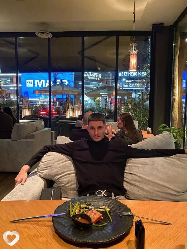 Марк, 26, Саратове — анкета №3677273