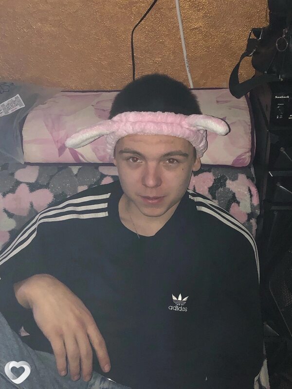 Андрей, 18, Волжском — анкета №3678837